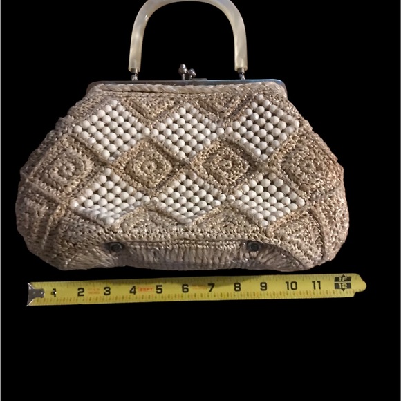 Vintage Ivory White Beaded Evening Handled Clutch Purse w Snap Closure - Picture 8 of 9